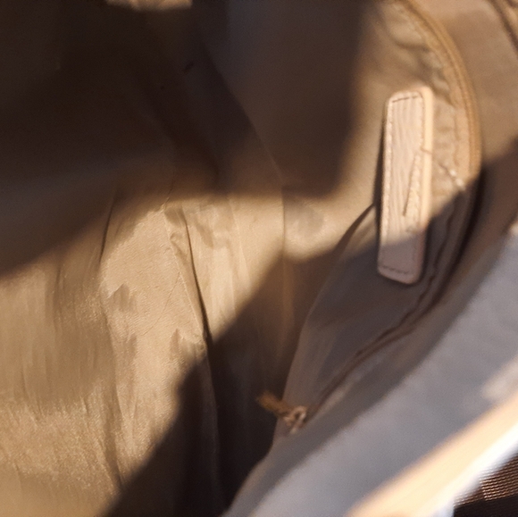 Purse - Picture 3 of 4